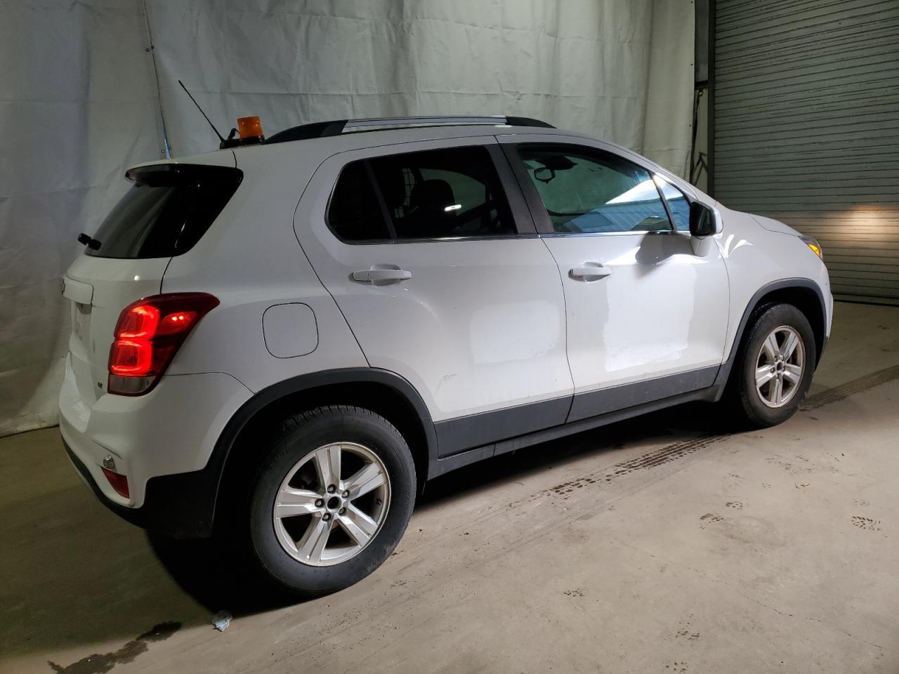 2019 CHEVROLET TRAX 1LT - Фото 3