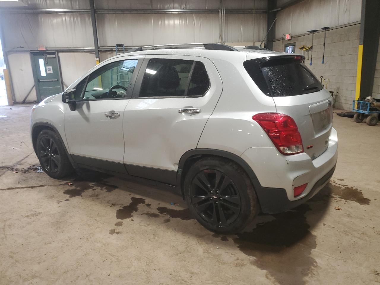2018 CHEVROLET TRAX 1LT - Фото 2
