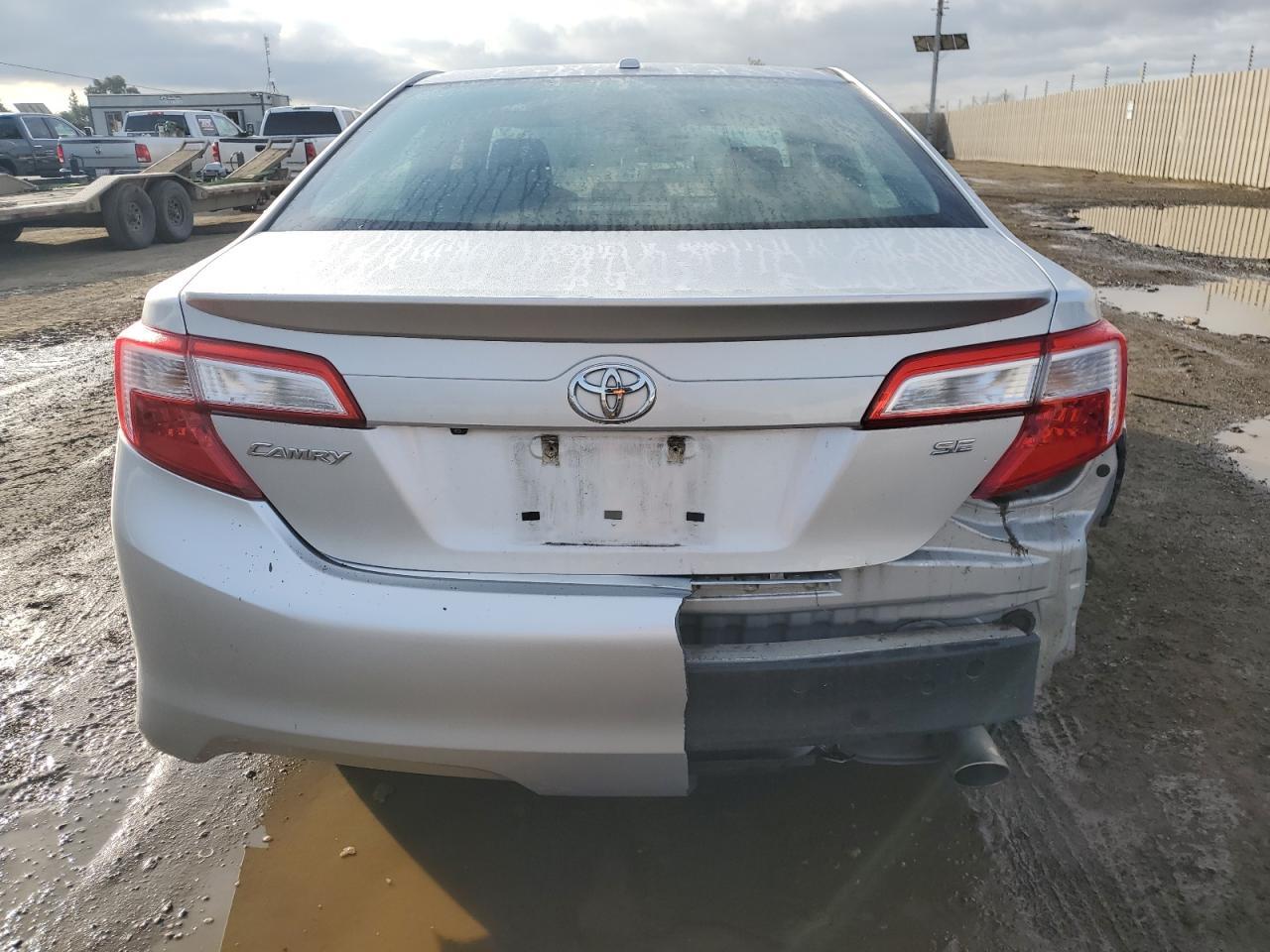 2014 TOYOTA CAMRY L - Фото 6