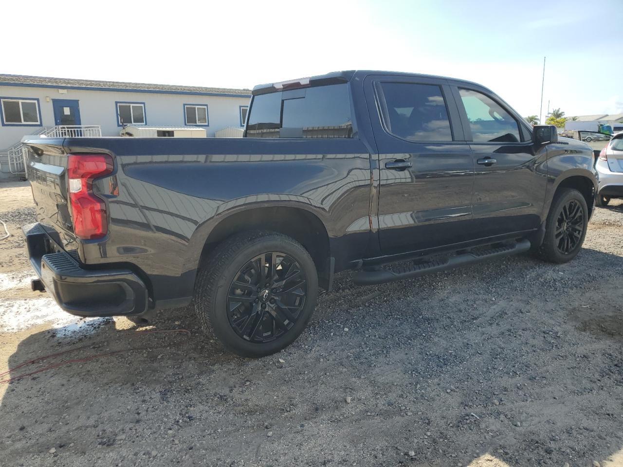 2023 CHEVROLET SILVERADO - Image 3