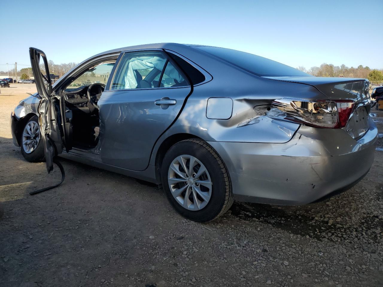 2017 TOYOTA CAMRY LE - Фото 2