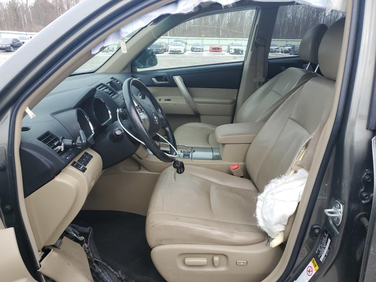2012 TOYOTA HIGHLANDER - Image 7