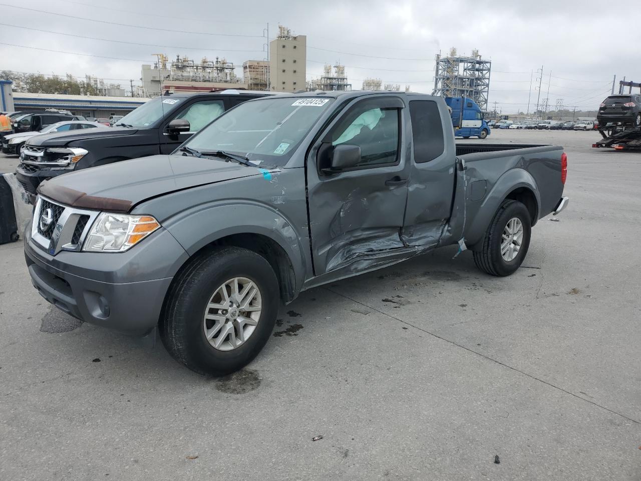 2017 NISSAN FRONTIER S