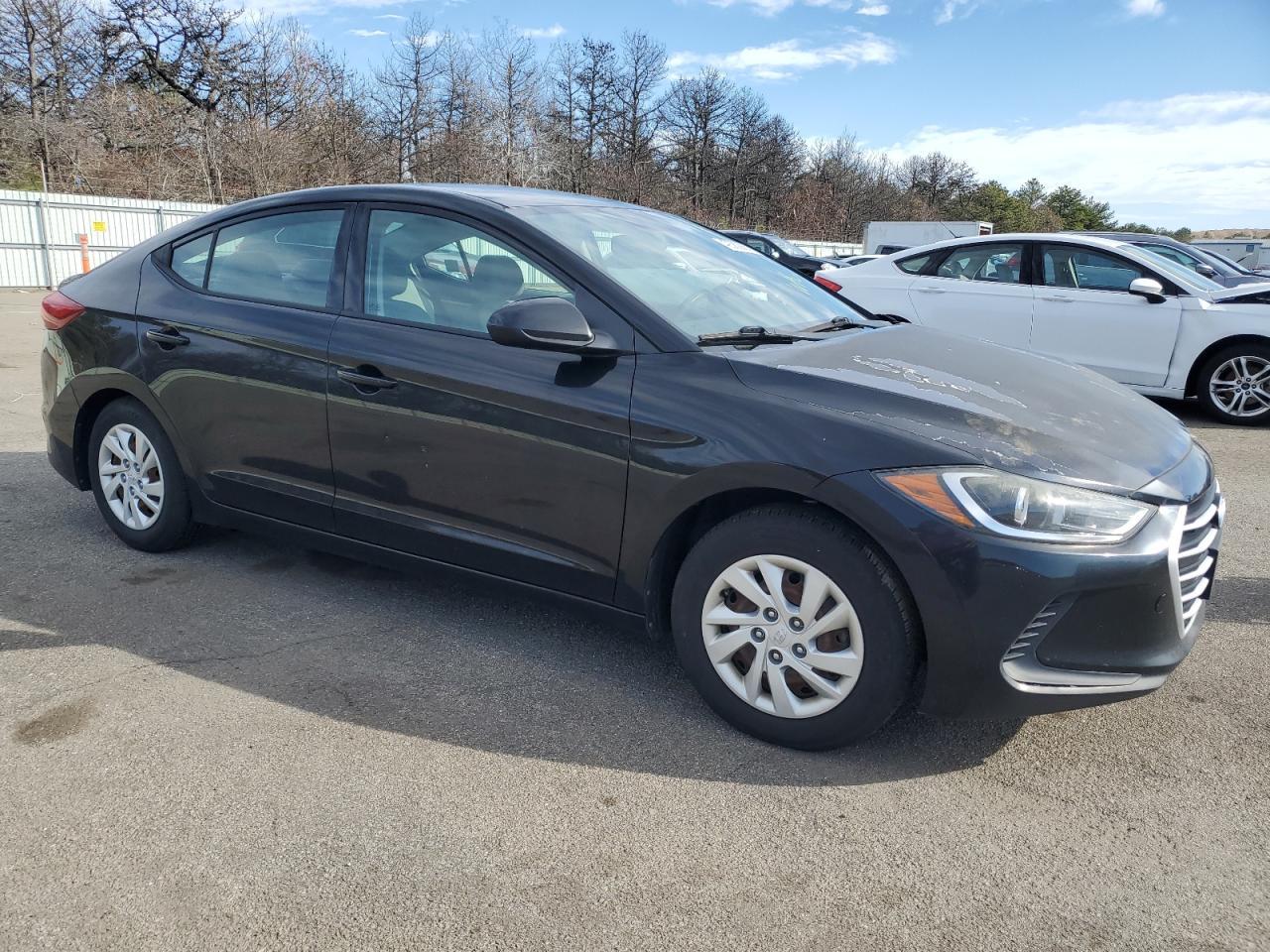 2017 HYUNDAI ELANTRA SE - Image 4