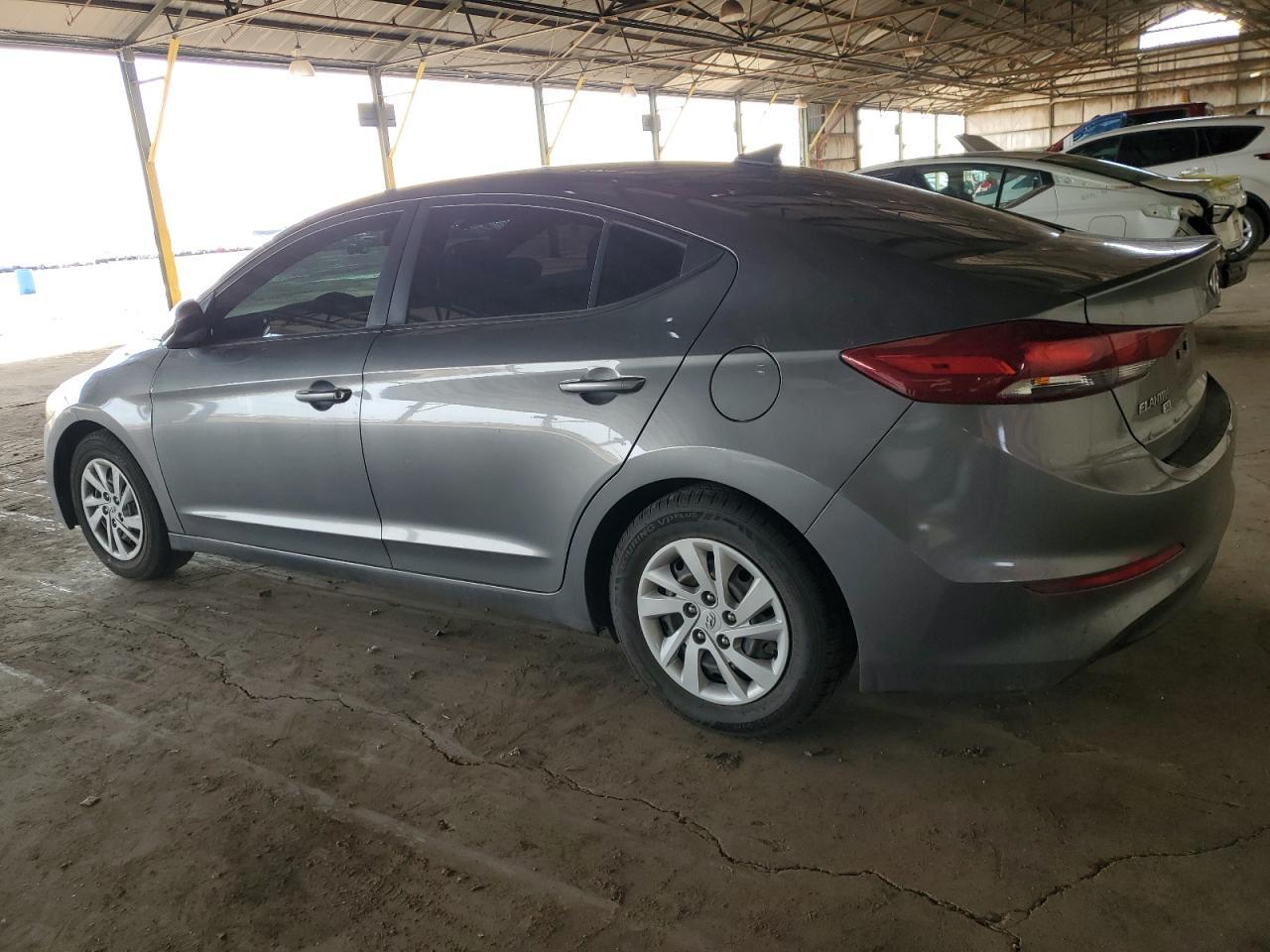 2018 HYUNDAI ELANTRA SE - Image 2