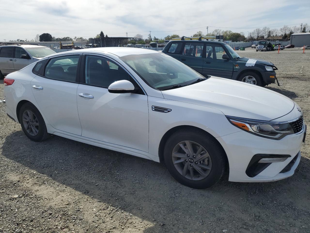 2020 KIA OPTIMA LX - Image 4