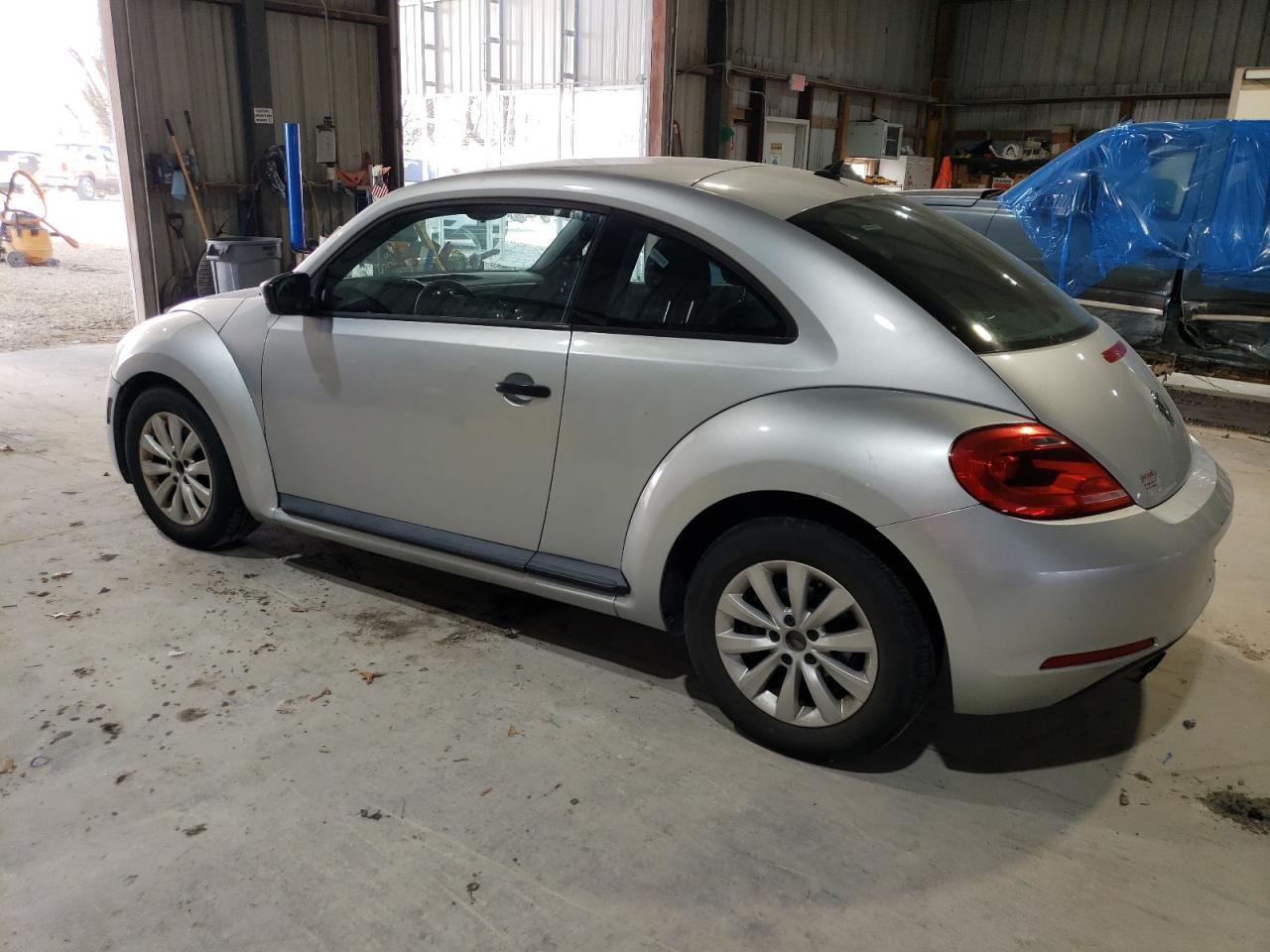 2014 VOLKSWAGEN BEETLE - Фото 2