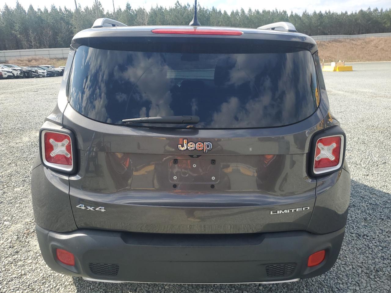 2016 JEEP RENEGADE L - Image 6