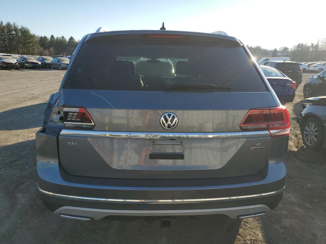 2018 VOLKSWAGEN ATLAS SEL - Image 6