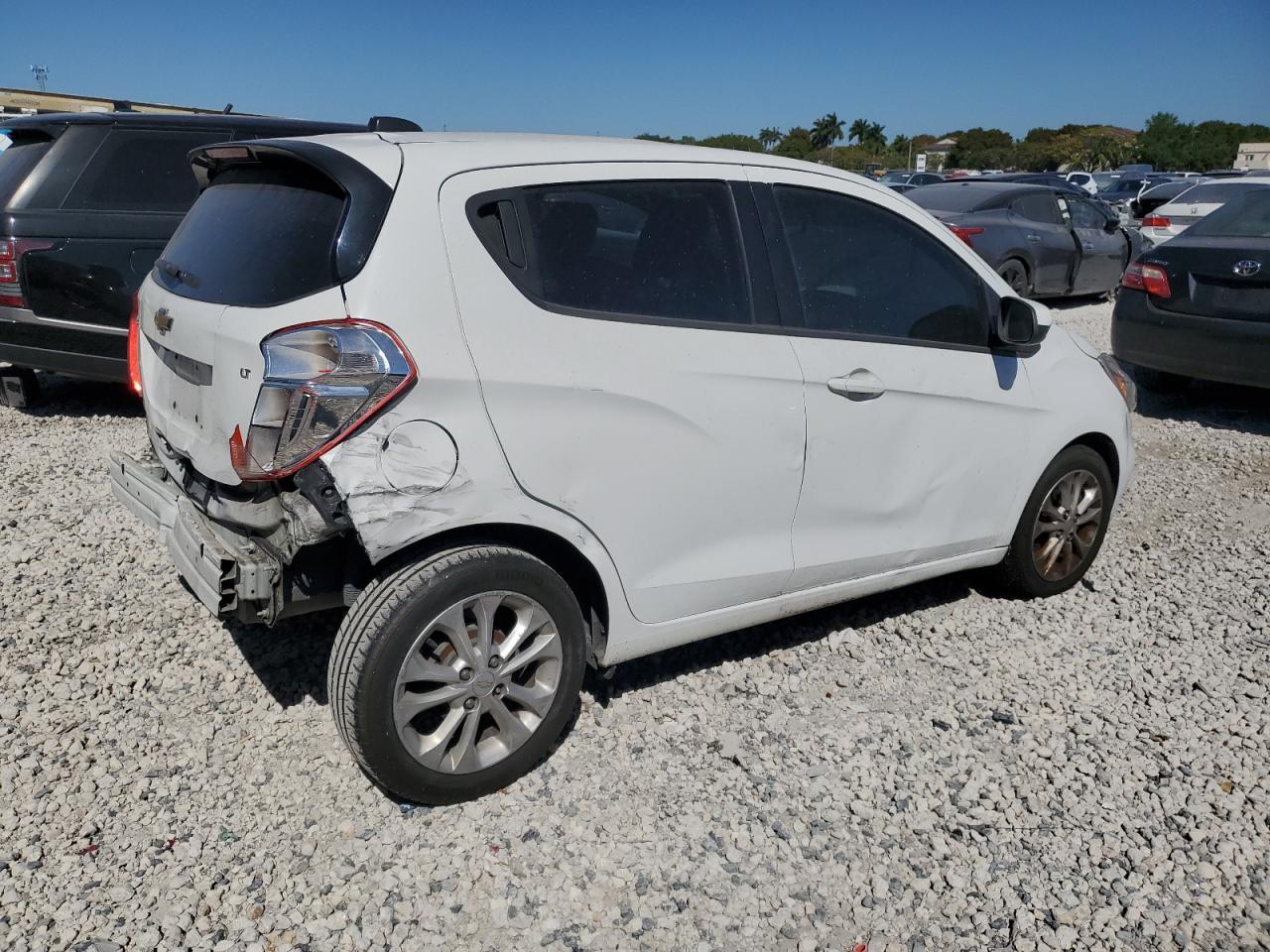 2019 CHEVROLET SPARK 1LT - Фото 3