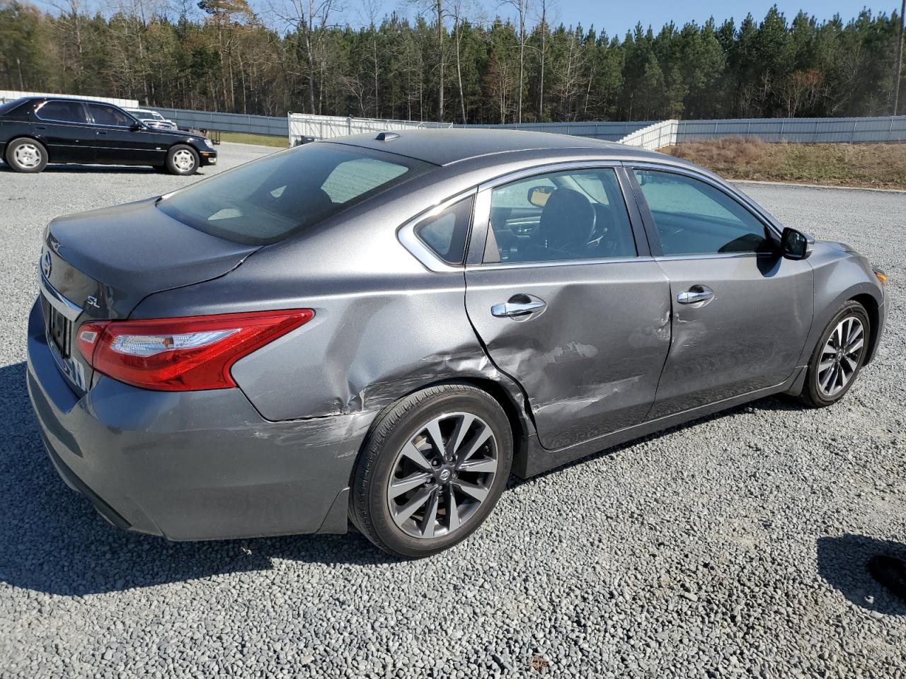2017 NISSAN ALTIMA 2.5 - Image 3