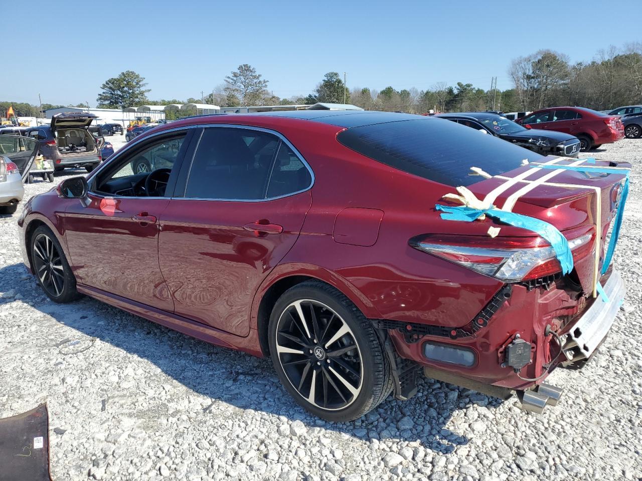 2018 TOYOTA CAMRY XSE - Фото 2