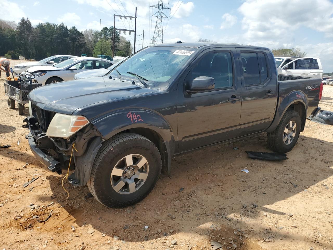 2012 NISSAN FRONTIER S