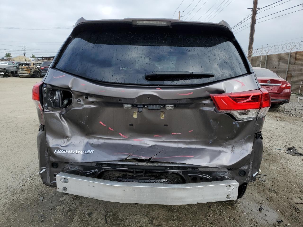 2019 TOYOTA HIGHLANDER - Фото 6