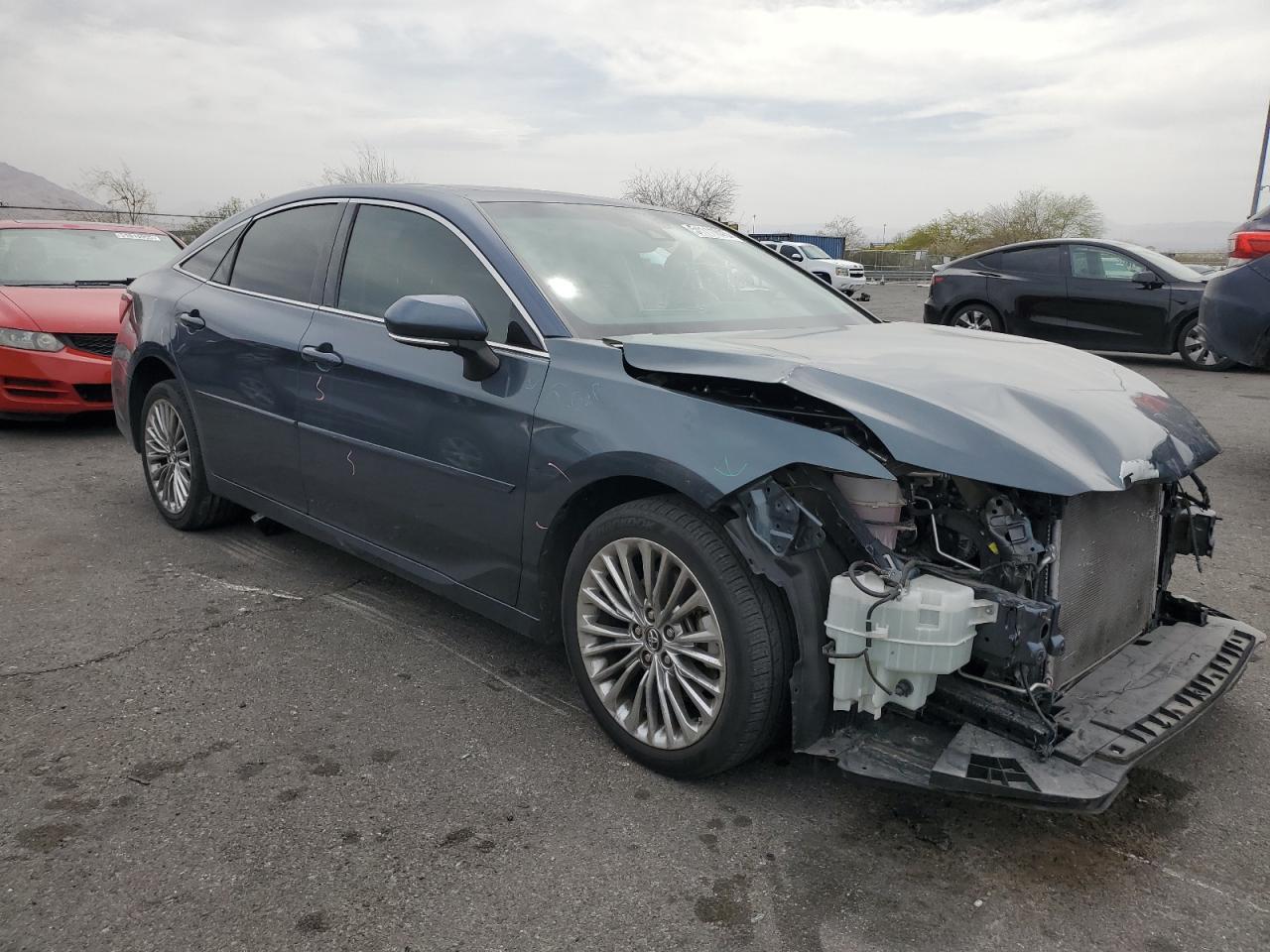 2019 TOYOTA AVALON XLE - Image 4