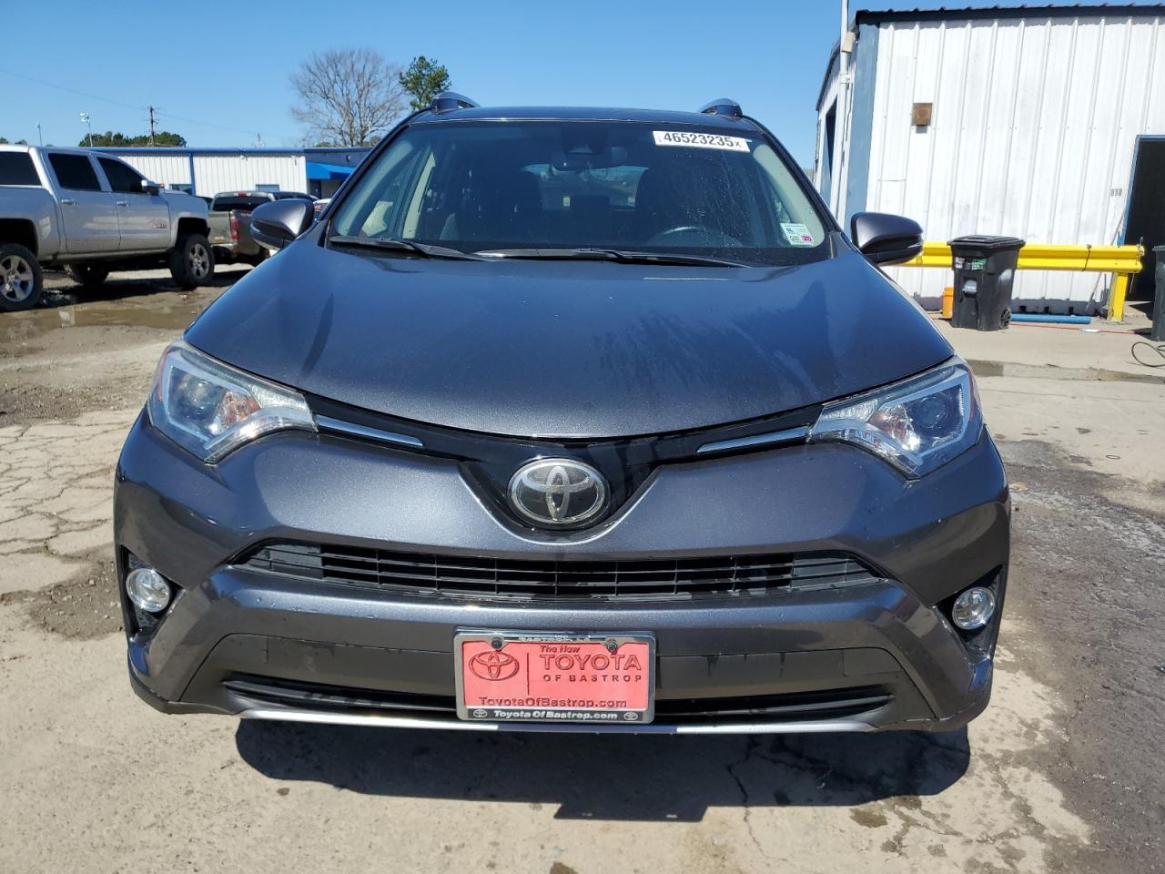 2017 TOYOTA RAV4 XLE - Фото 5