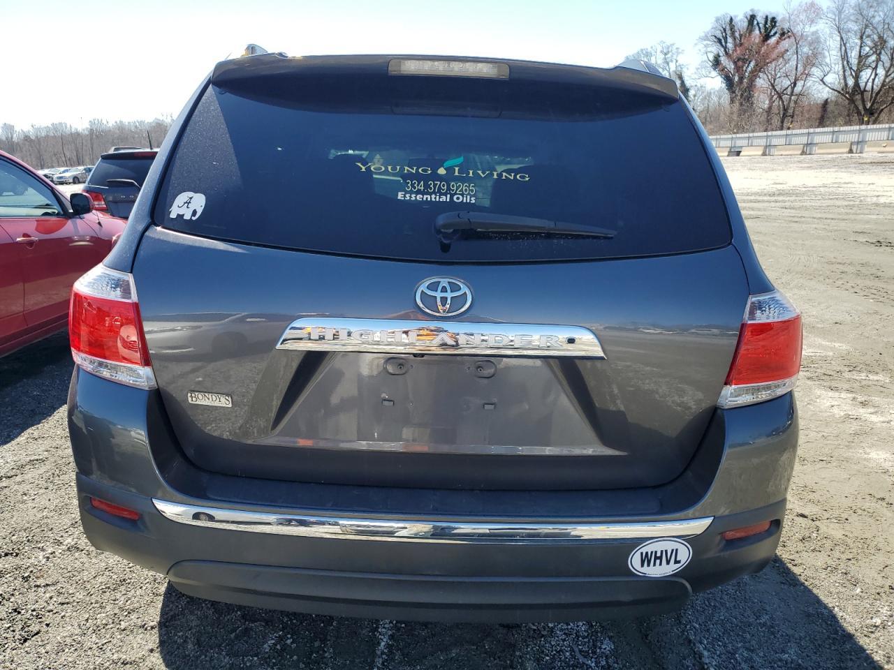 2011 TOYOTA HIGHLANDER - Image 6