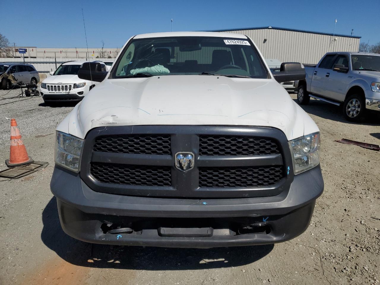 2019 RAM 1500 CLASS - Image 5