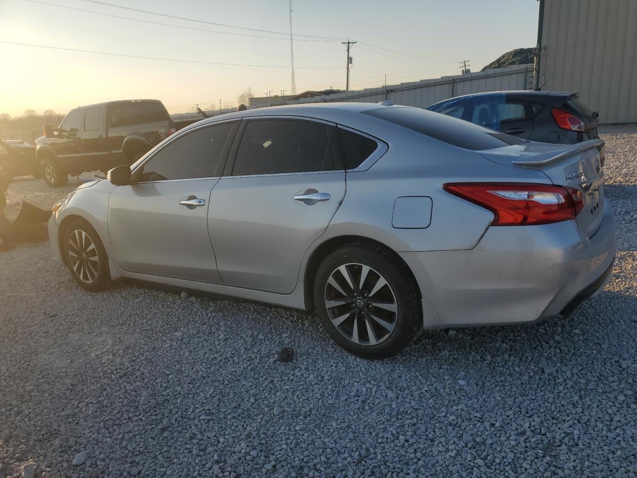 2016 NISSAN ALTIMA 2.5 - Фото 2