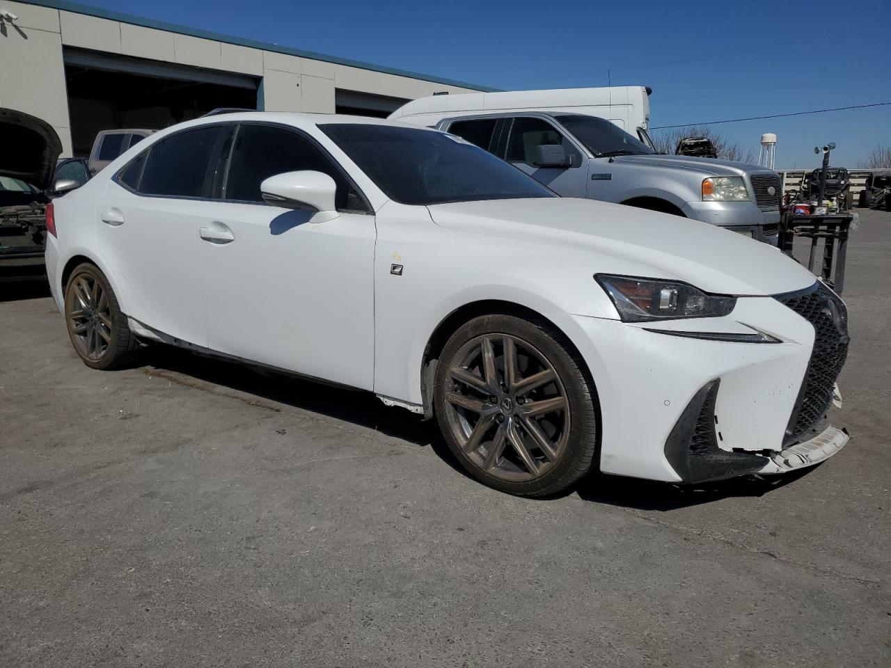 2019 LEXUS IS 300 - Image 4