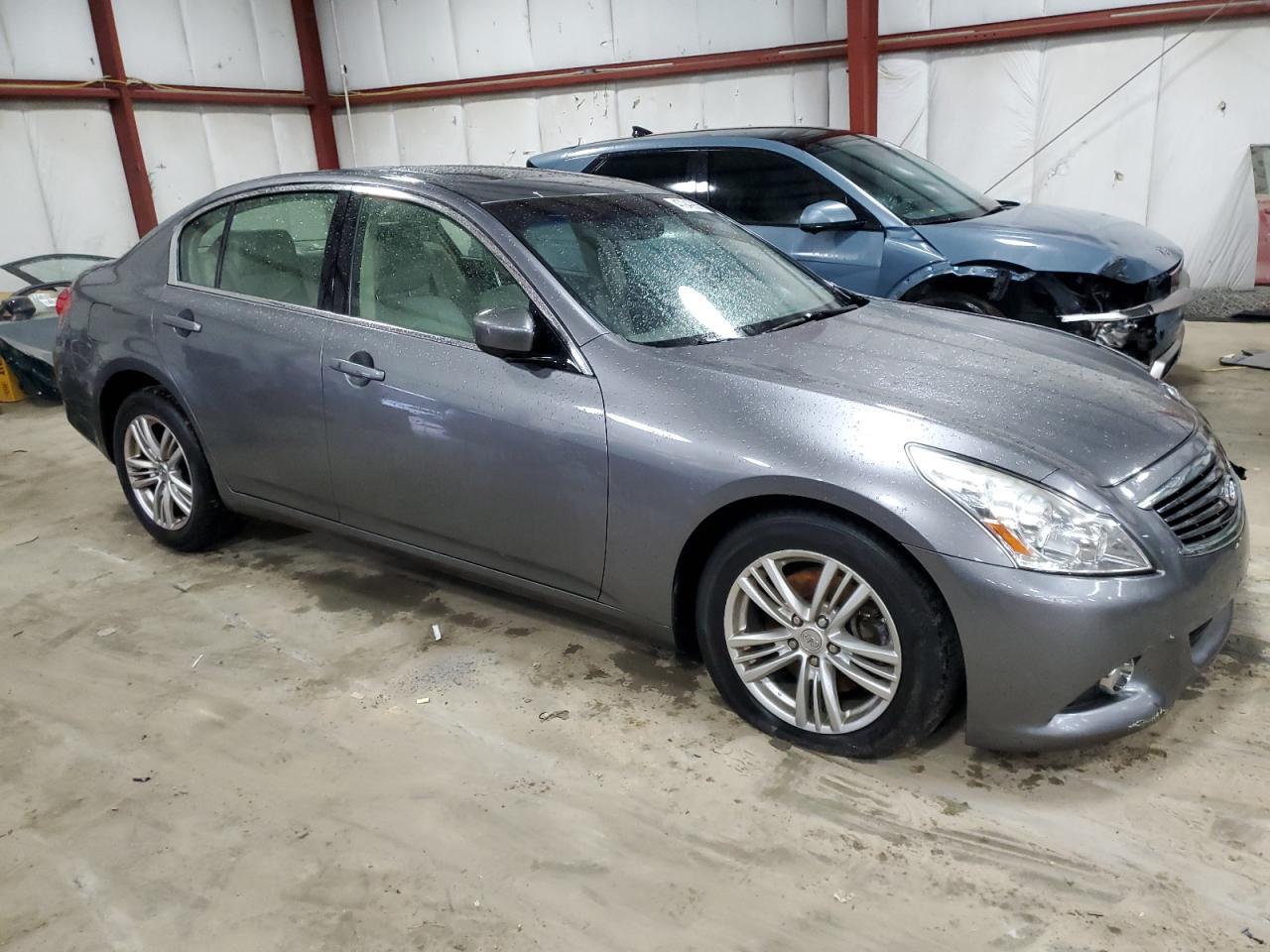 2012 INFINITI G37 - Image 4