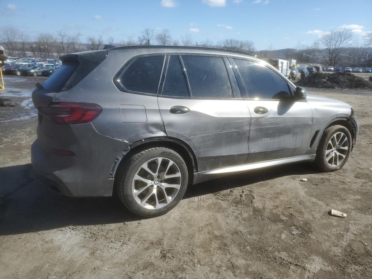 2022 BMW X5 XDRIVE4 - Image 3