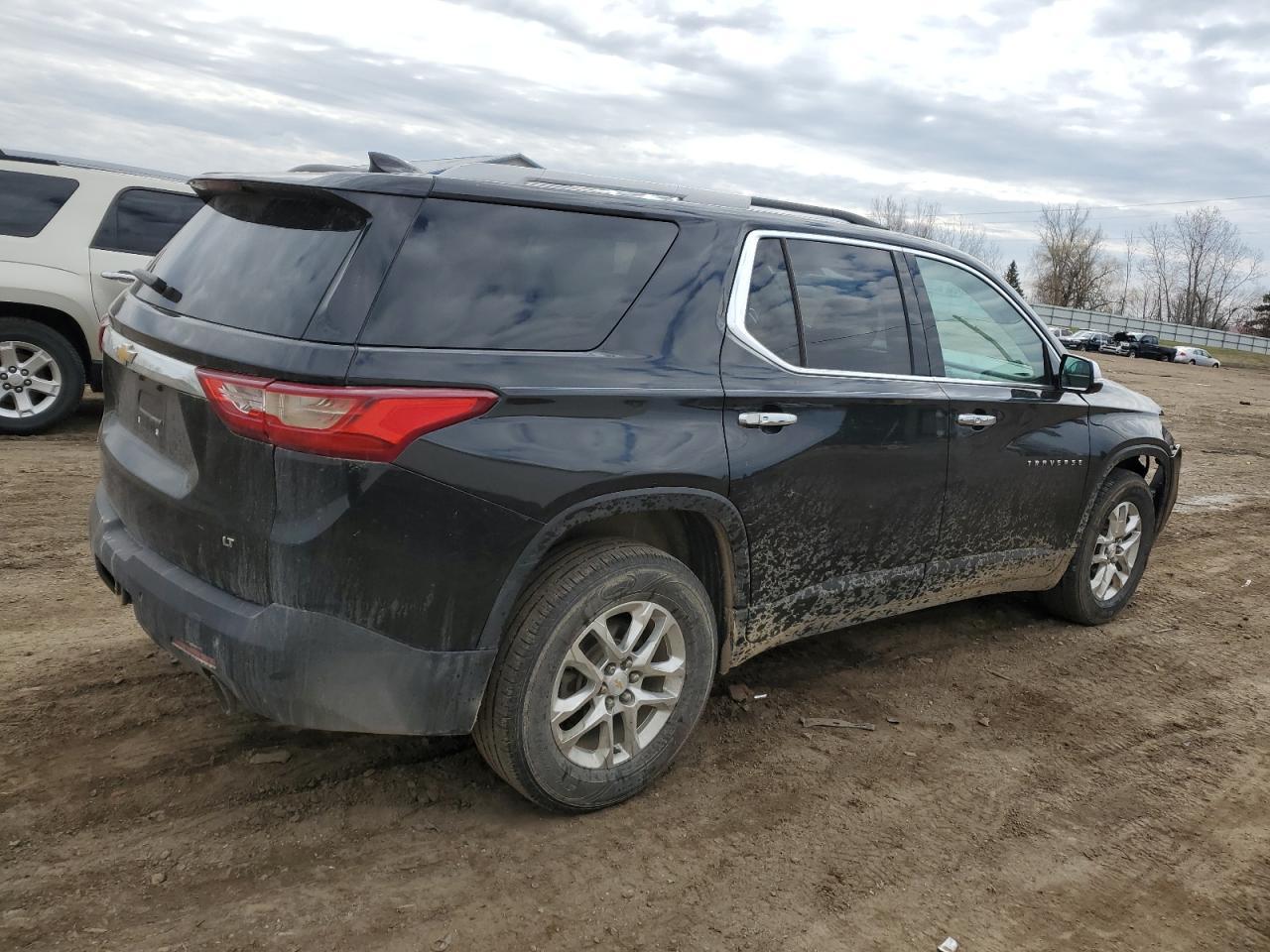 2018 CHEVROLET TRAVERSE L - Фото 3