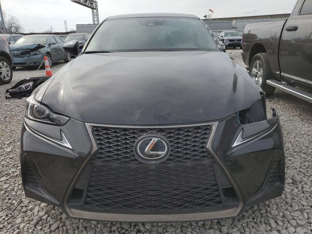 2017 LEXUS IS 350 - Image 5