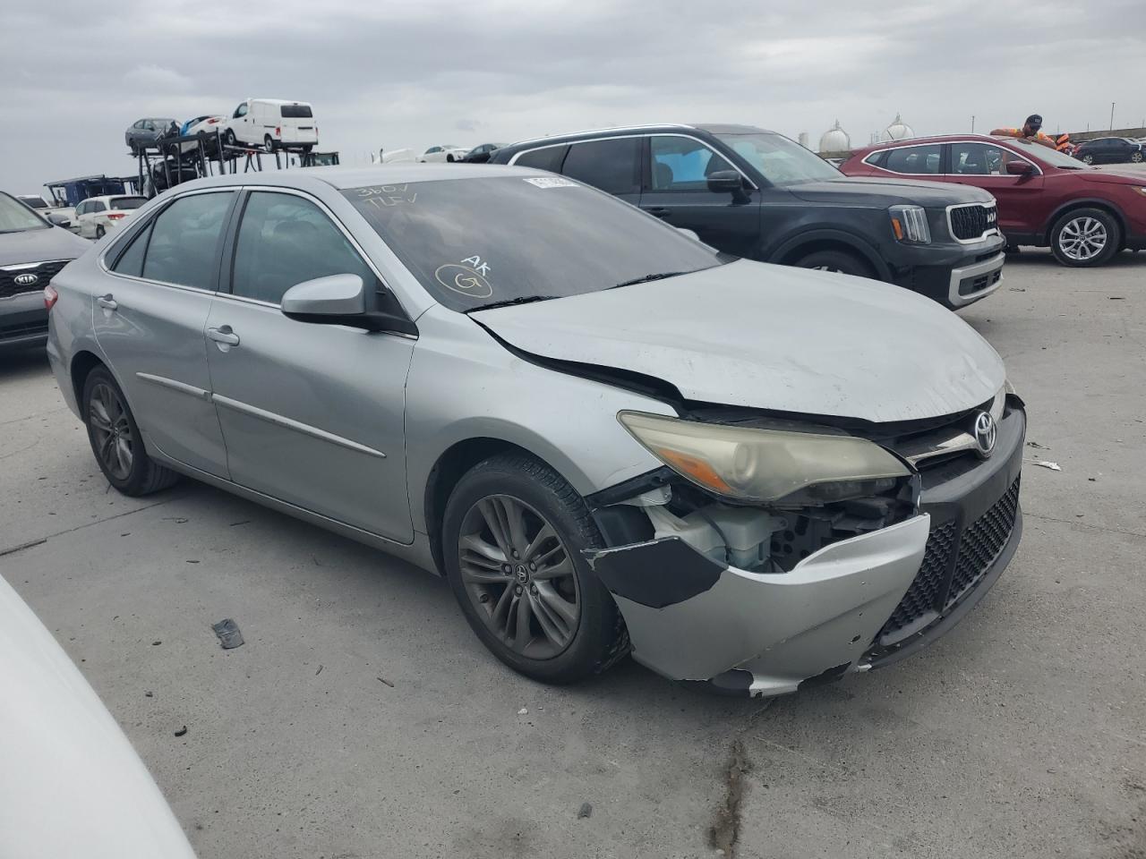 2016 TOYOTA CAMRY LE - Фото 4