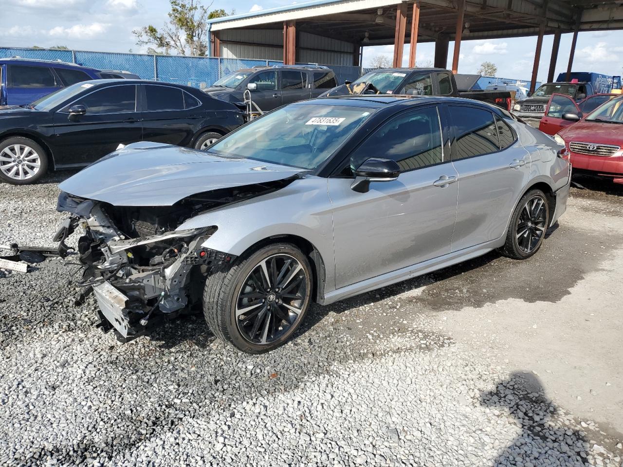 2019 TOYOTA CAMRY XSE
