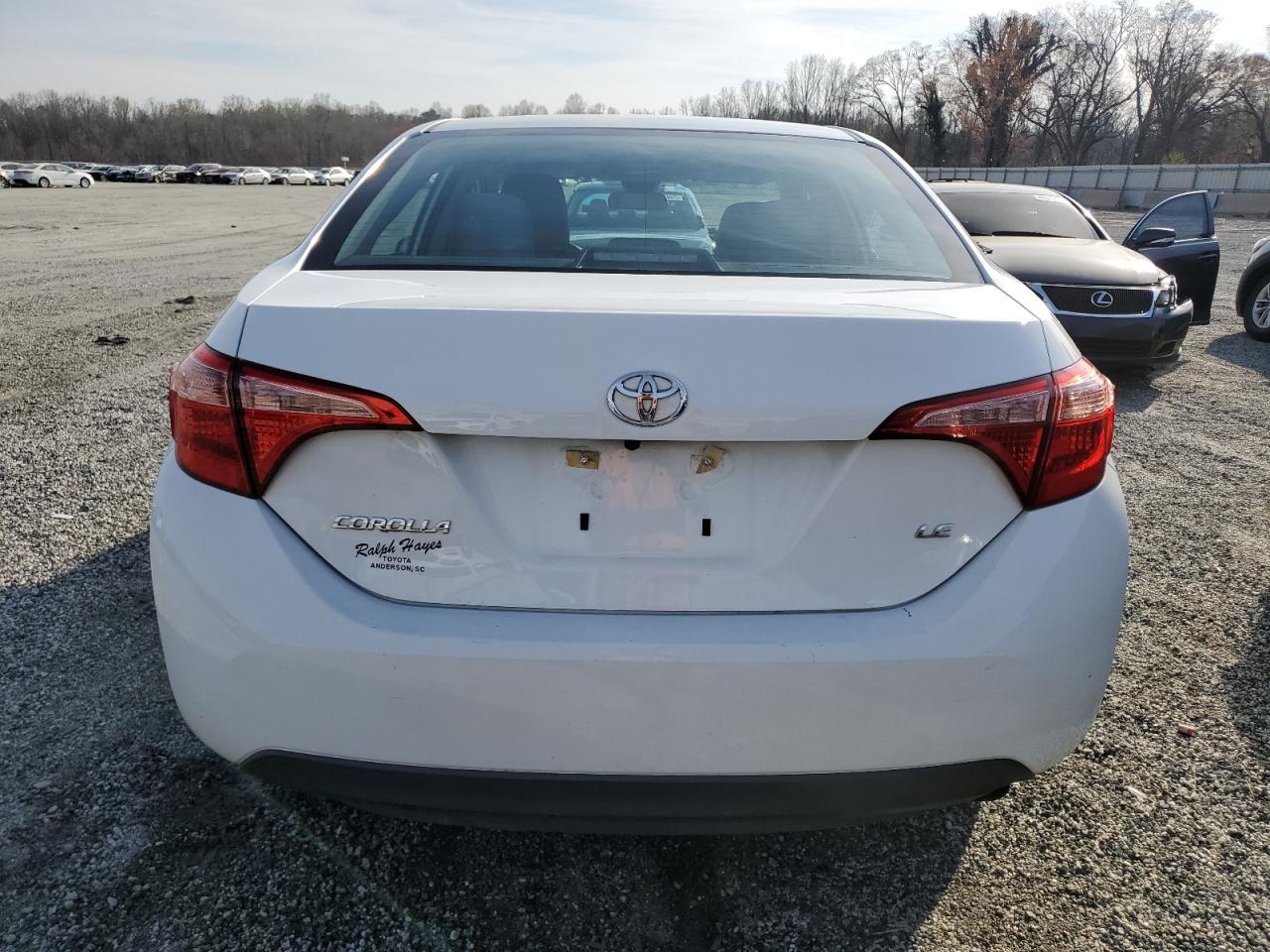 2018 TOYOTA COROLLA L - Image 6