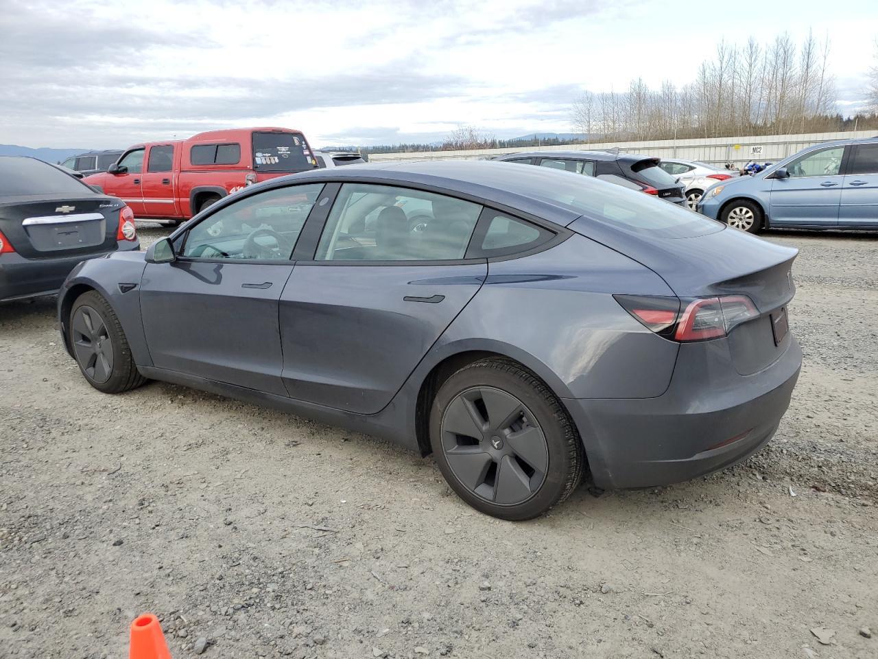 2023 TESLA MODEL 3 - Фото 2