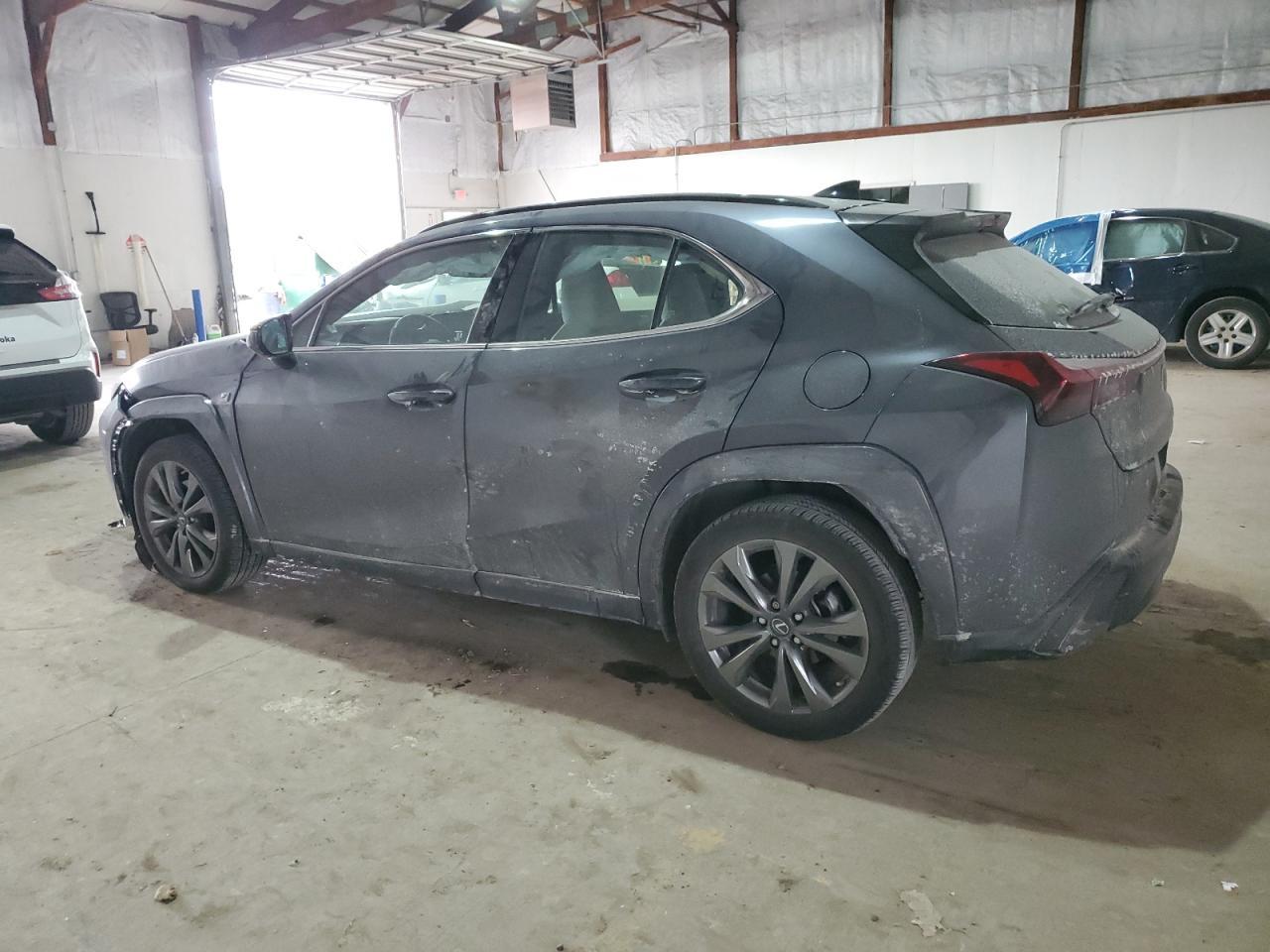 2023 LEXUS UX 250H BA - Фото 2