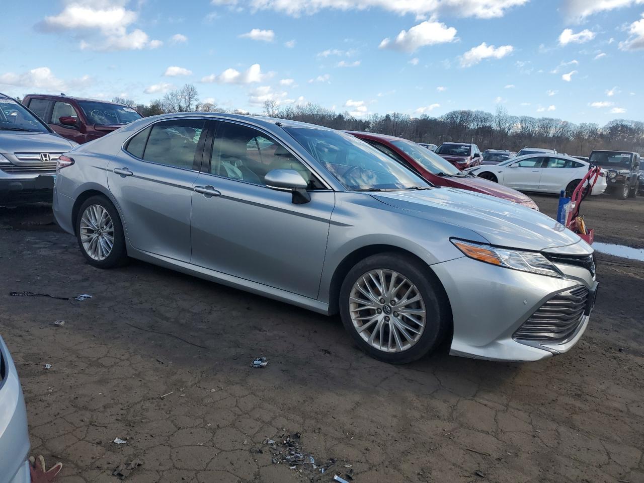 2018 TOYOTA CAMRY L - Image 4