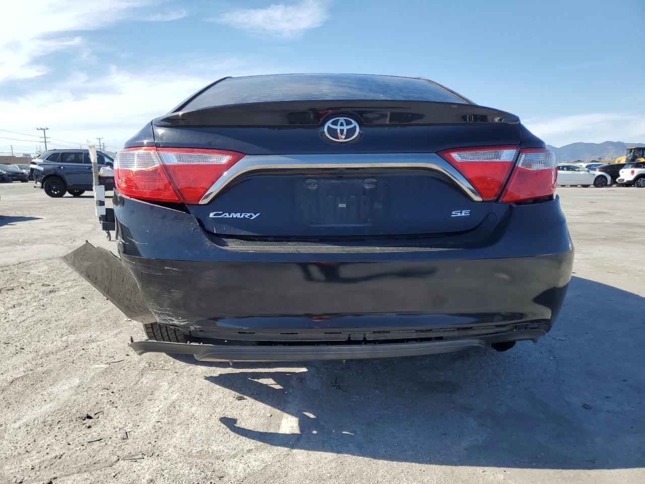 2016 TOYOTA CAMRY LE - Фото 6