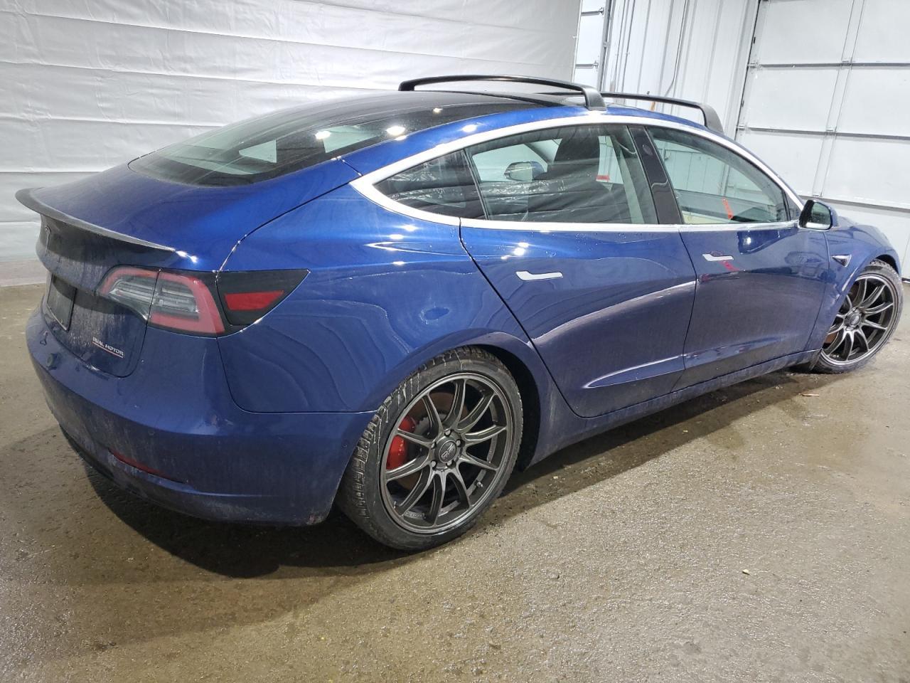 2019 TESLA MODEL 3 - Image 3