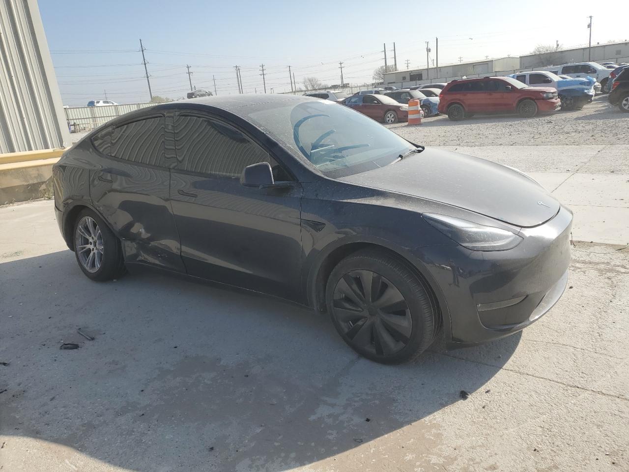 2024 TESLA MODEL Y - Image 4