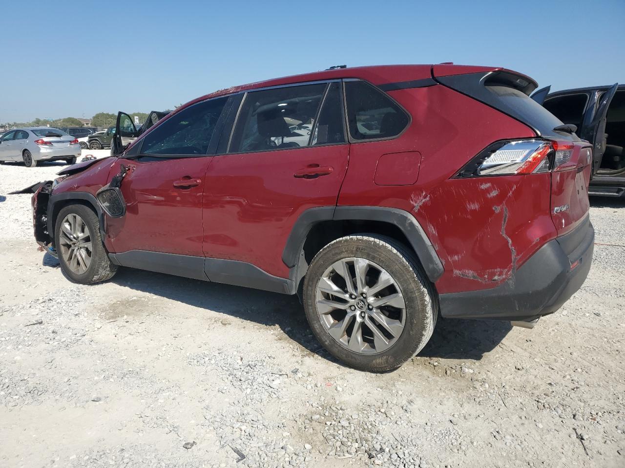 2020 TOYOTA RAV4 XLE P - Image 2