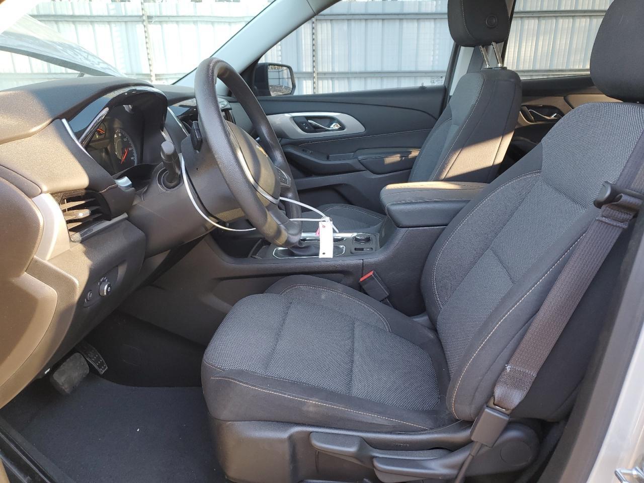 2021 CHEVROLET TRAVERSE L - Фото 7