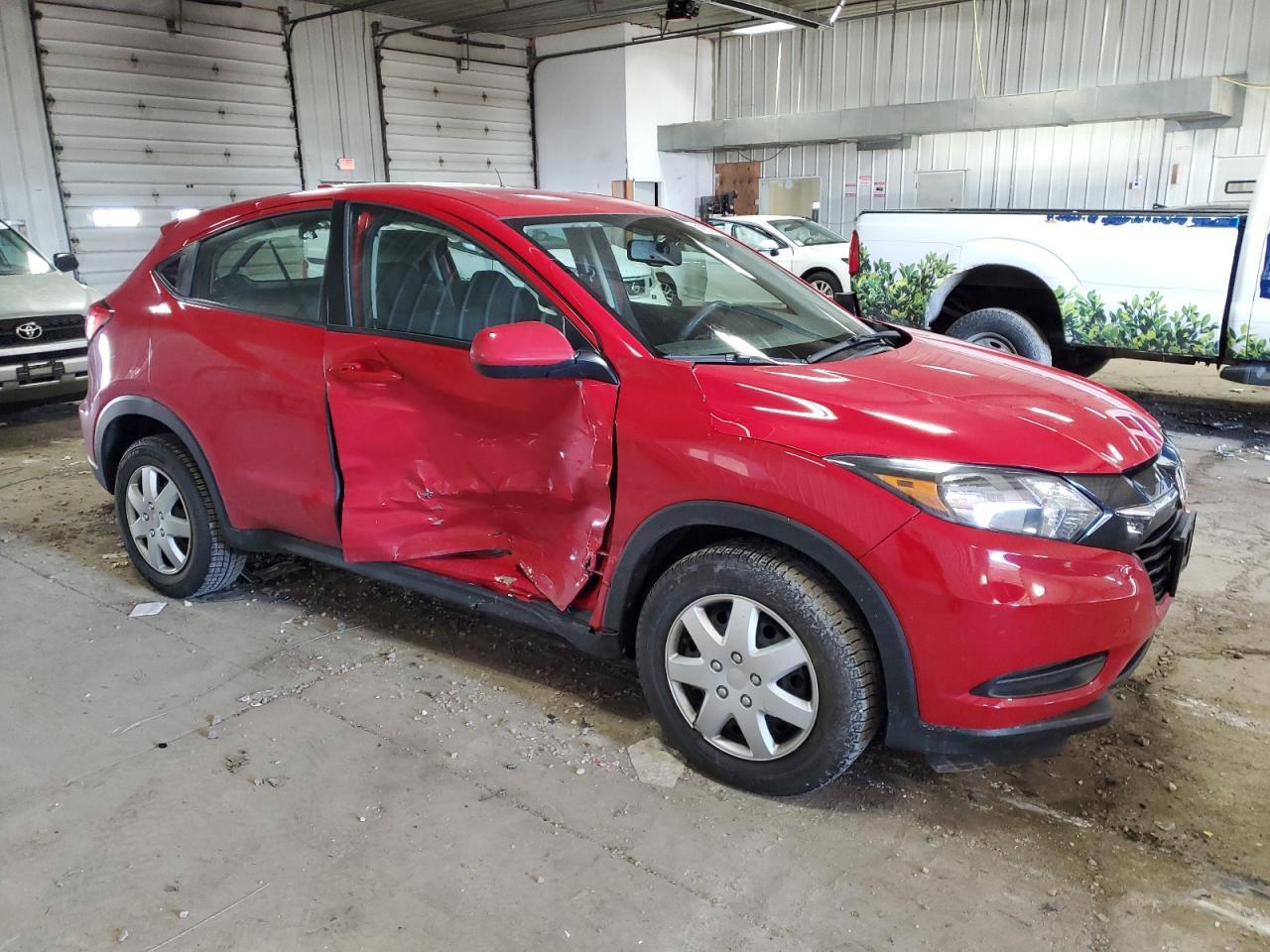 2018 HONDA HR-V LX - Image 4