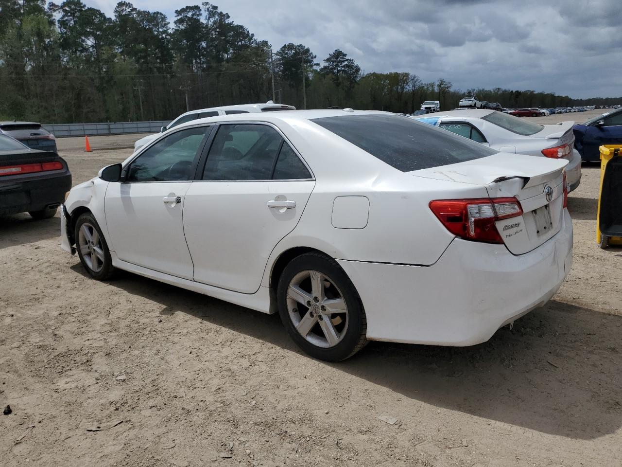2012 TOYOTA CAMRY BASE - Фото 2