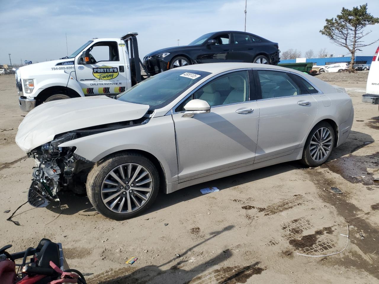 2019 LINCOLN MKZ RESERV