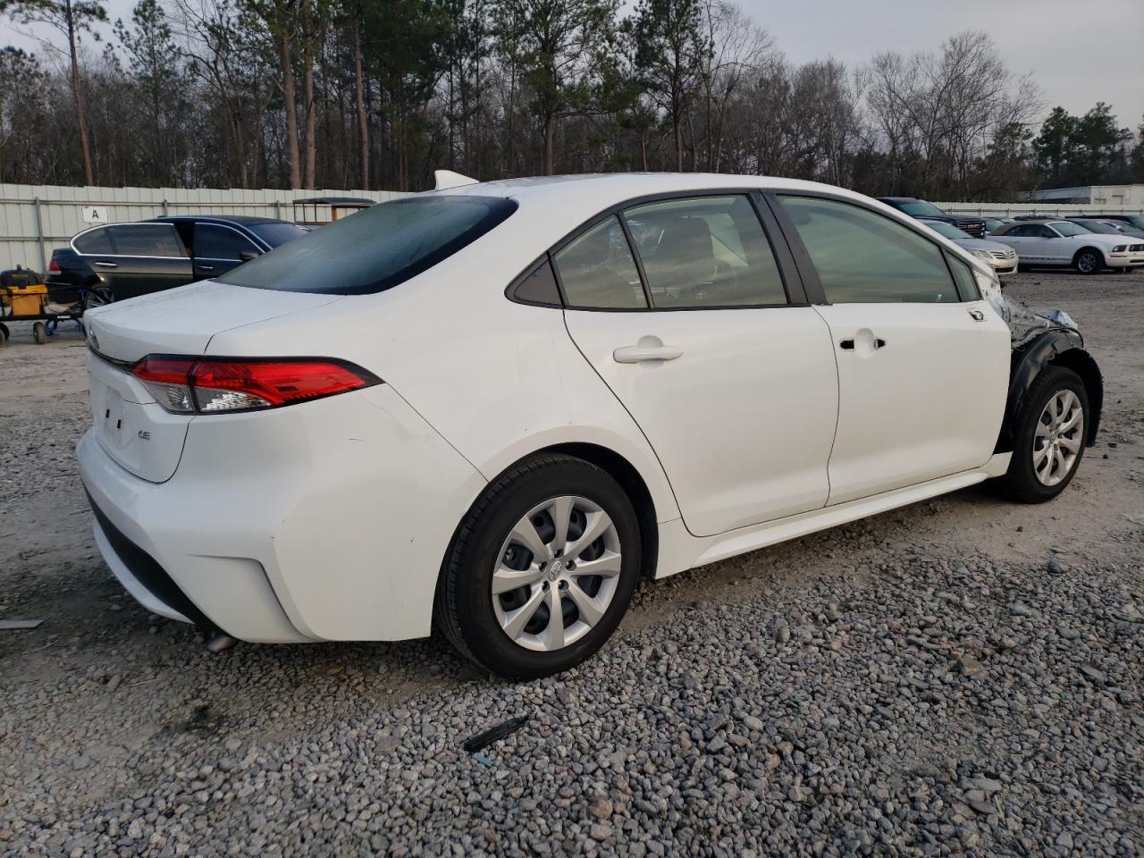 2022 TOYOTA COROLLA LE - Фото 3