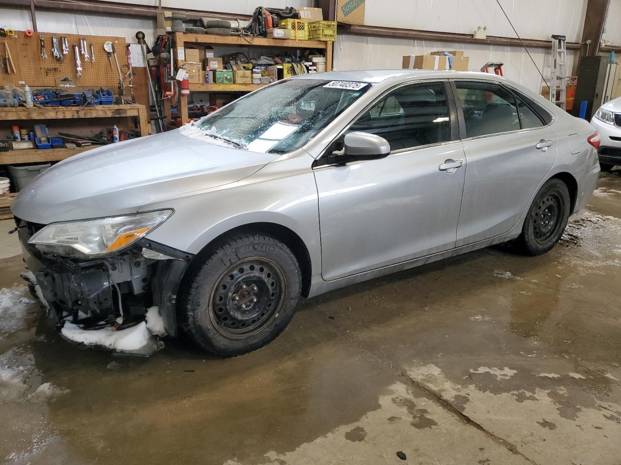 2016 TOYOTA CAMRY LE