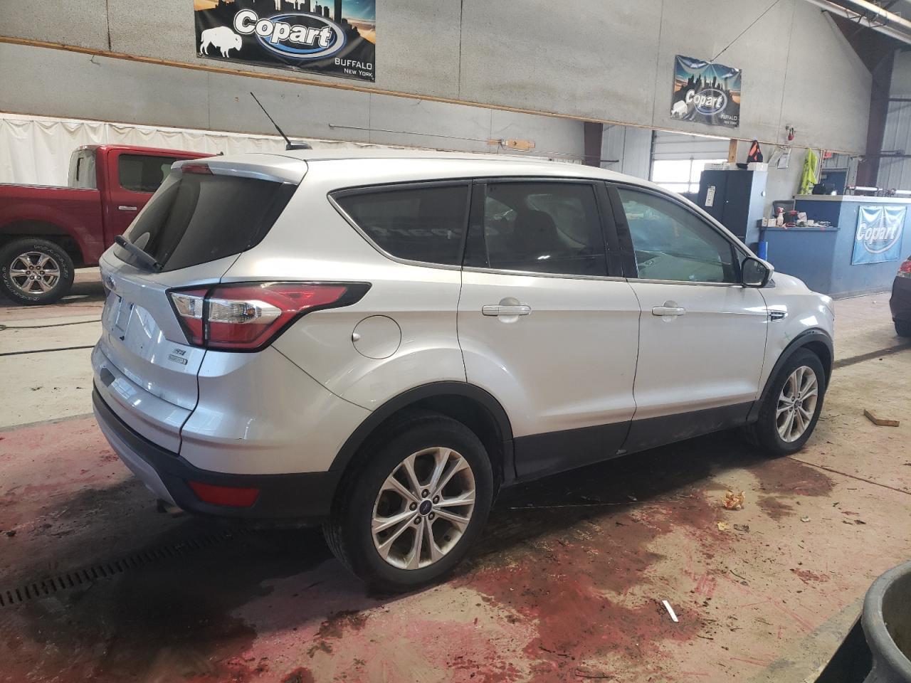 2017 FORD ESCAPE SE - Фото 3