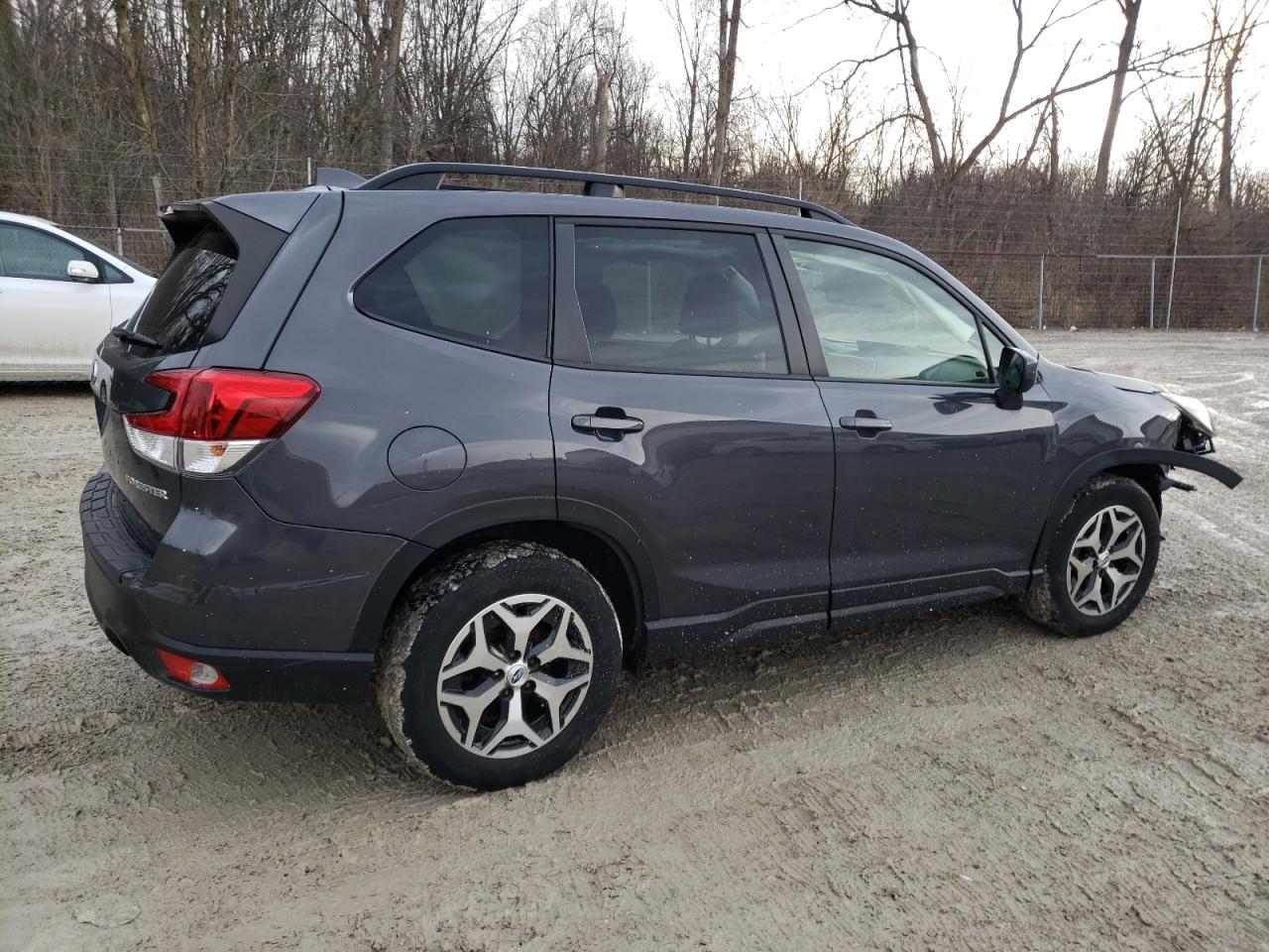 2021 SUBARU FORESTER P - Фото 3