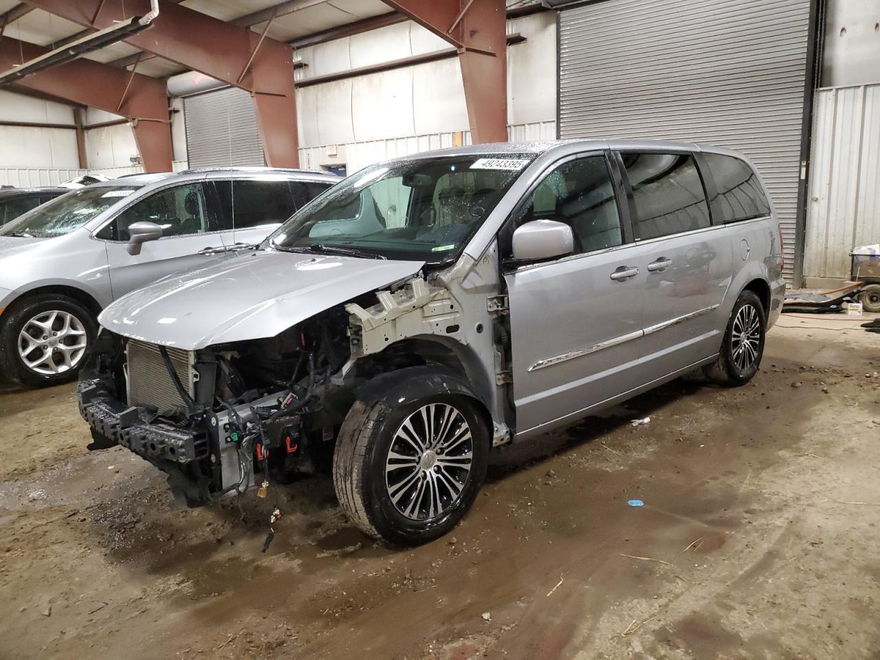 2014 CHRYSLER TOWN & COU