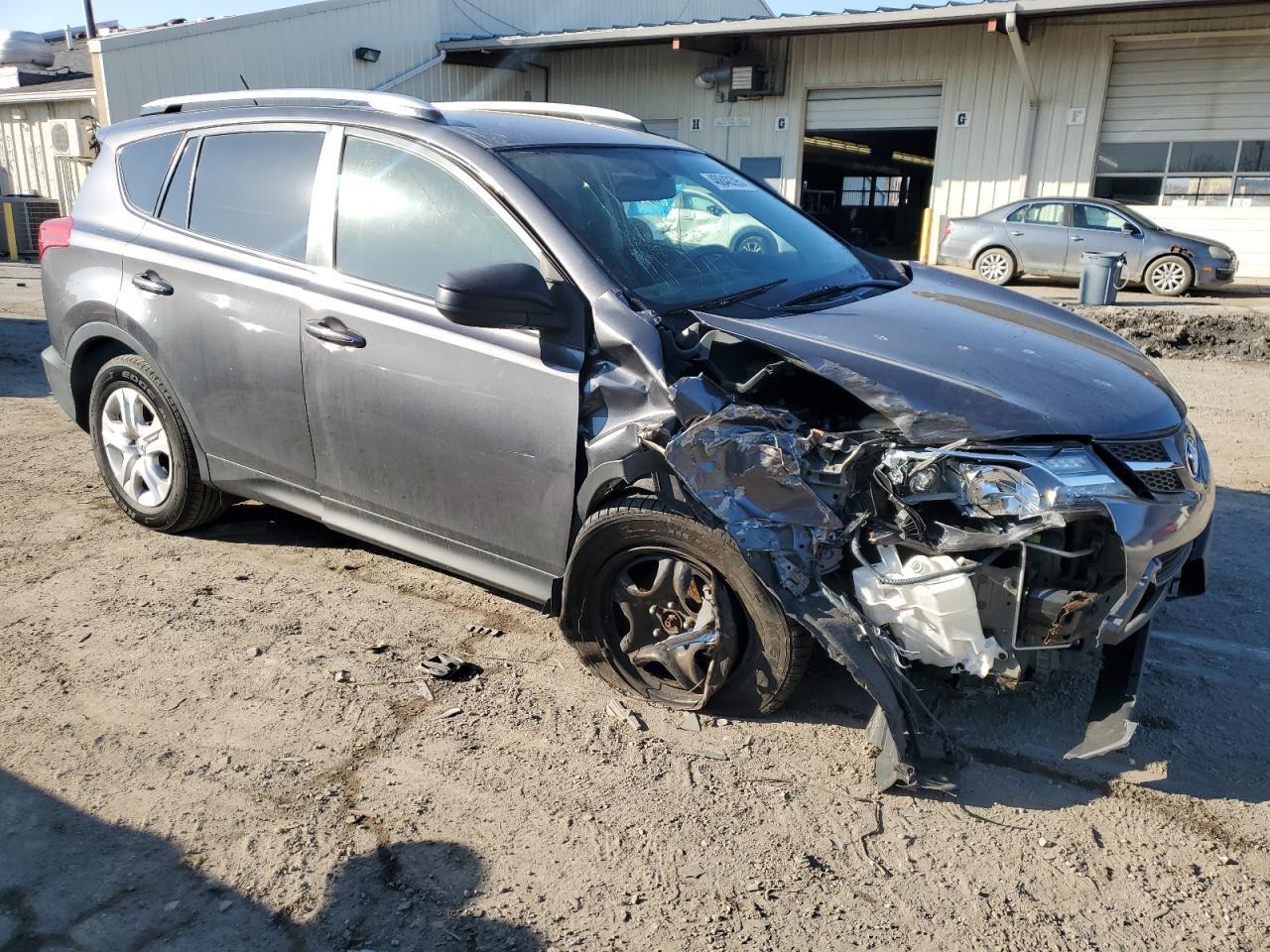 2014 TOYOTA RAV4 LE - Фото 4
