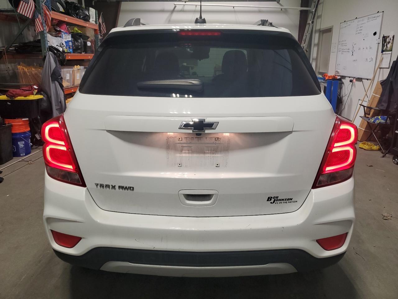 2021 CHEVROLET TRAX 1LT - Image 6
