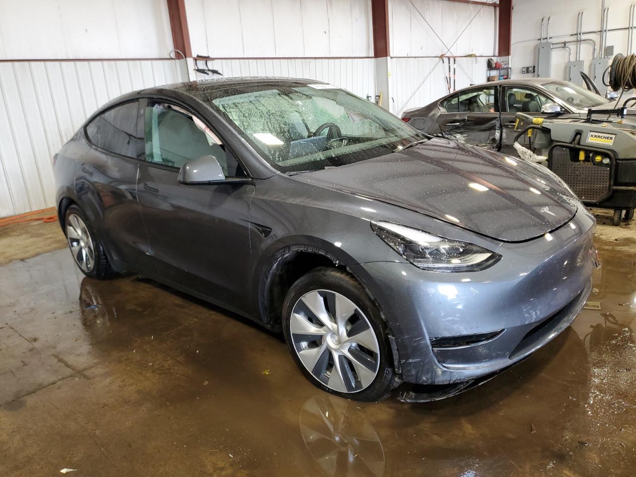 2023 TESLA MODEL Y - Фото 4